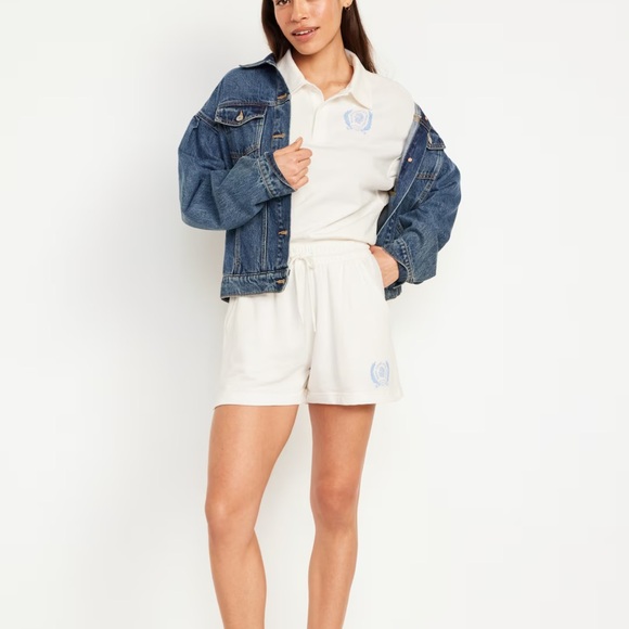 NWT OLD NAVY Extra High-Waisted Shorts -- 3-inch inseam Color: Sea Salt - Picture 4 of 7